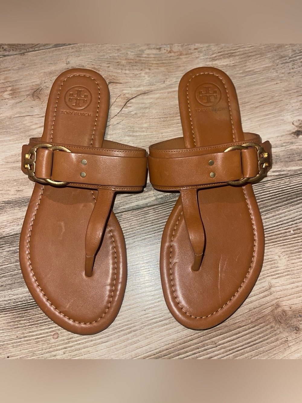 Tory Burch Marsden Camel Tan Leather Thong Sandal Size 7 Gold Metal Flip Flops
